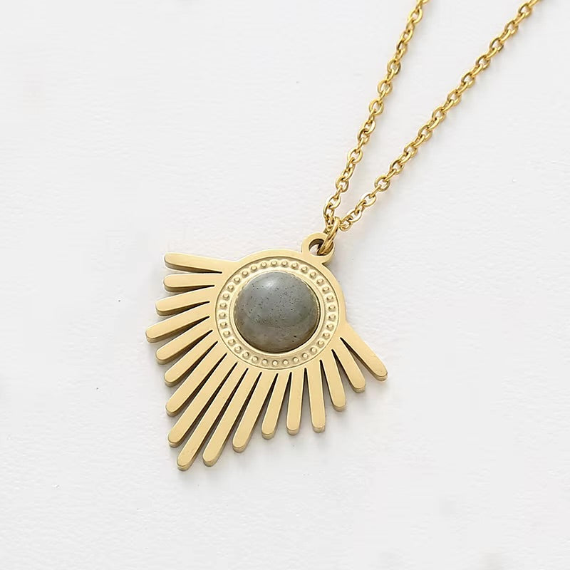 Collier pendentif halo